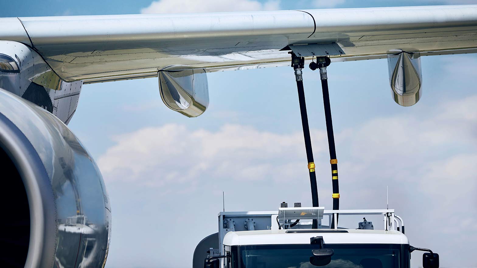 airplane close up - chevron joins coalition to help reduce aviation carbon intensity